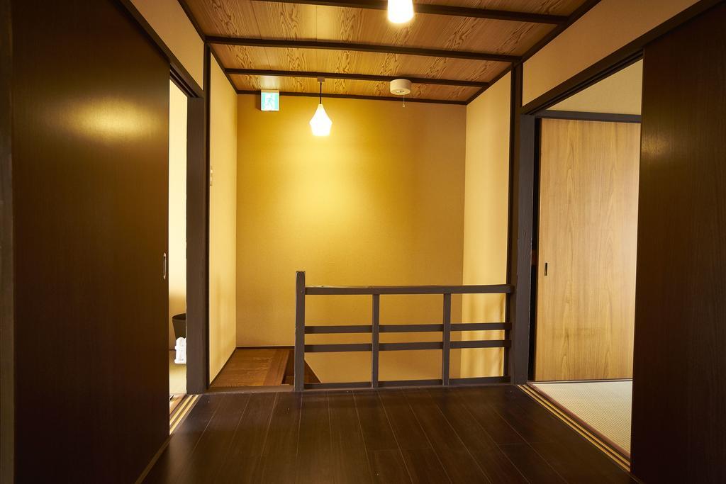 Base Karasuma Imadegawa Villa Kyoto Bagian luar foto