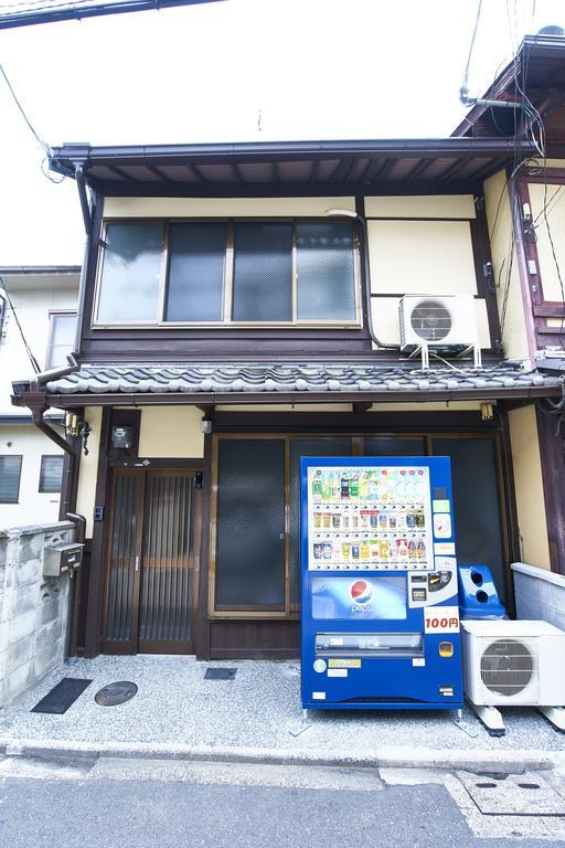 Base Karasuma Imadegawa Villa Kyoto Bagian luar foto